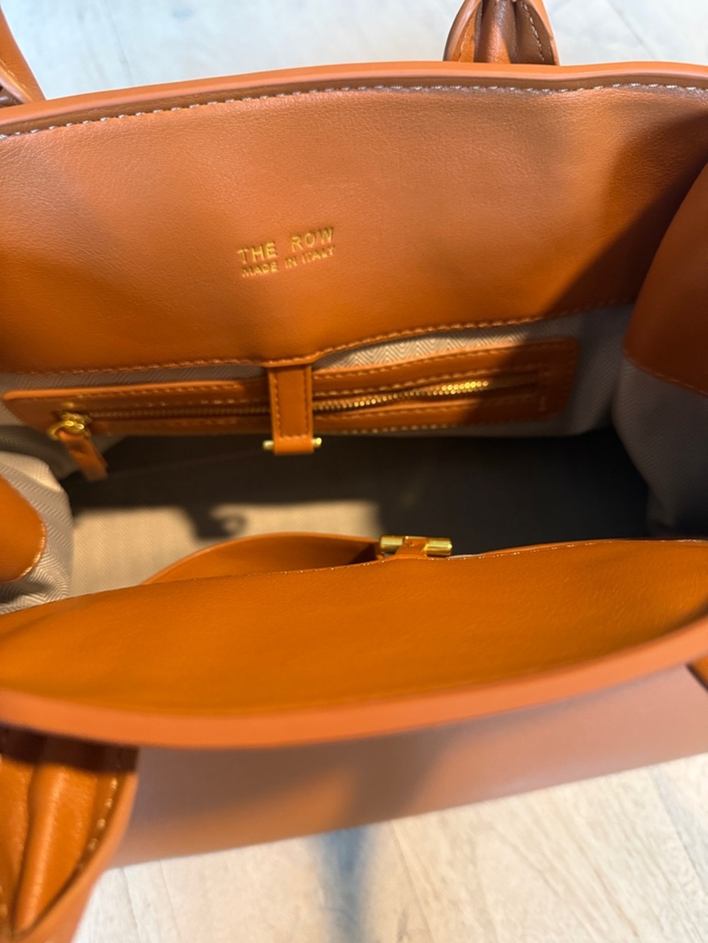 Leather Handbag in Camel / Tan NWOT - Picture 5 of 11